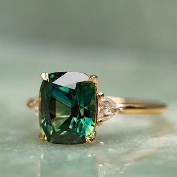 Gold Vintage-Inspired Stone Ring