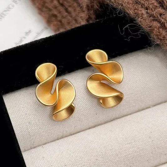 18K Gold & Silver Flower Earrings