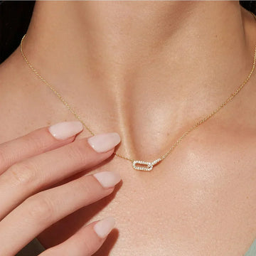Elegant Wavy Metal Flower Necklace