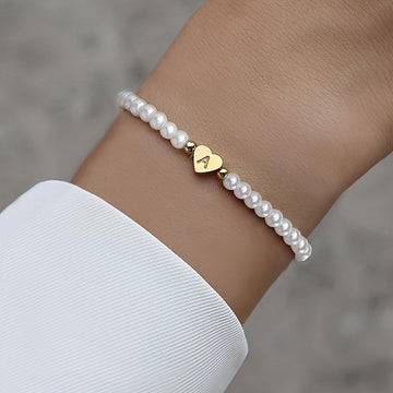 Chic Heart Initial Bracelet (A-Z)