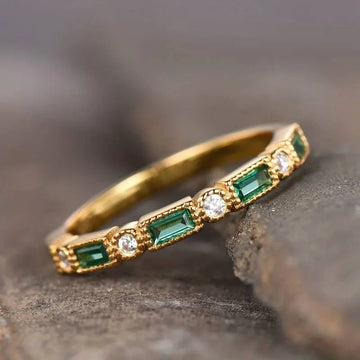 Vintage Gold Green Zirconia Ring