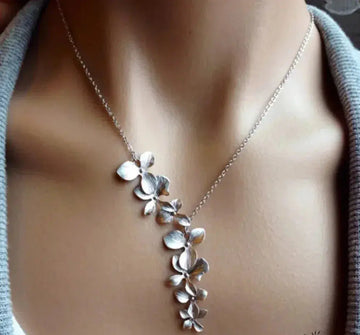 Timeless Silver Floral Necklace